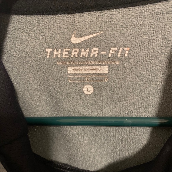 Nike hoodie - Picture 3 of 3